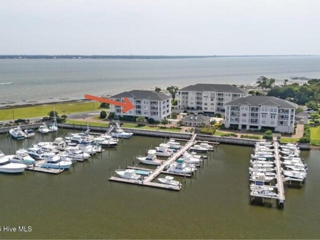 Condo for sale in Morehead City