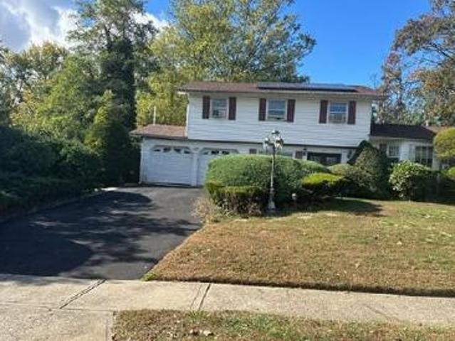 House for sale in Babylon, New York