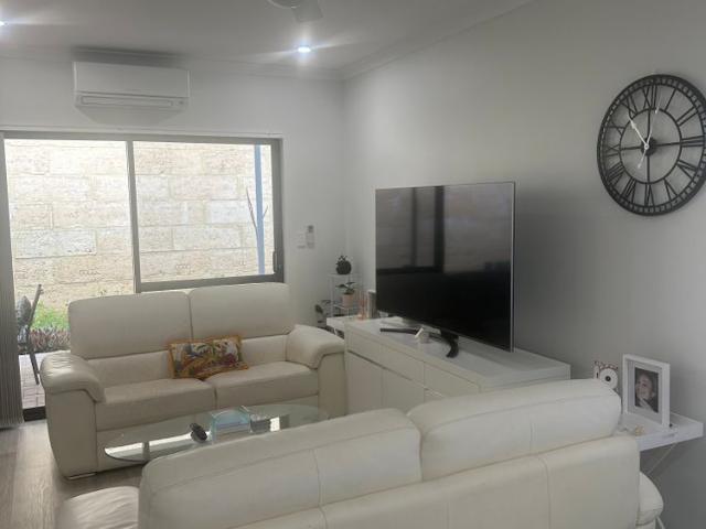Room for rent in Landsdale, Western Australia