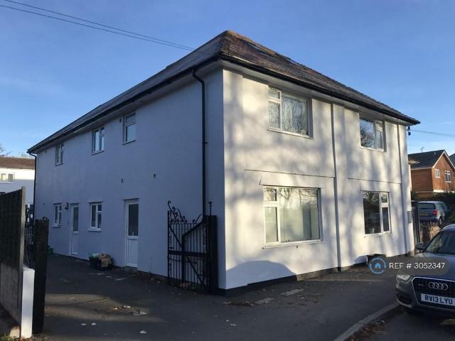 Apartment for rent in Lambrook, Taunton