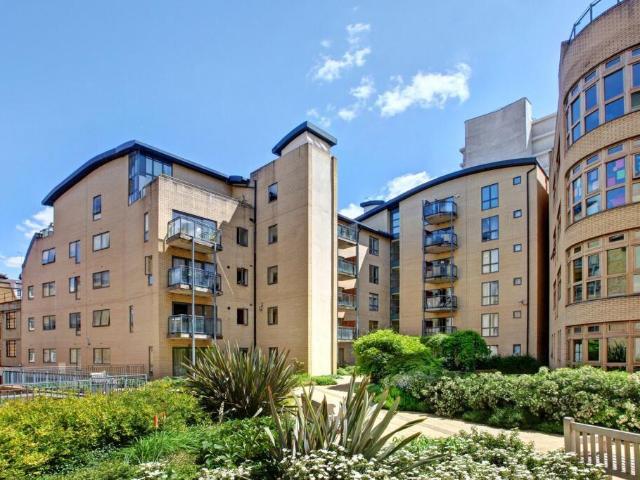 Apartment for rent in Paddington, Greater London