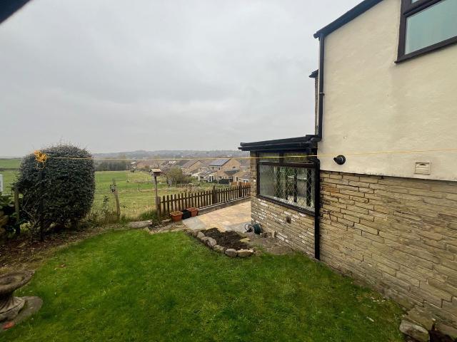 House for rent in Lower Hopton, Mirfield