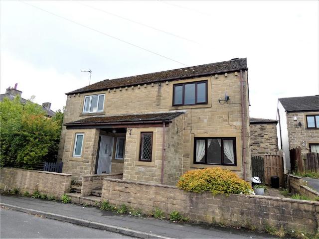 House for rent in Waring Green, Calderdale