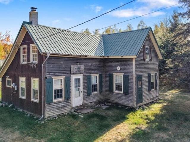 House for sale in Maine