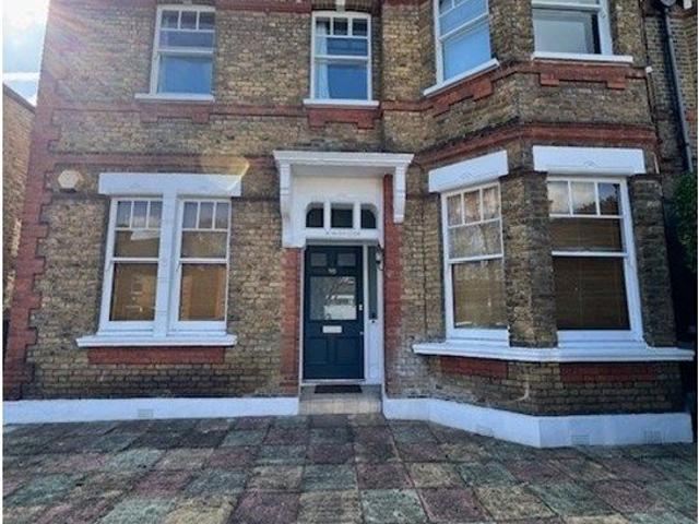 Apartment for rent in Tulse Hill, Greater London