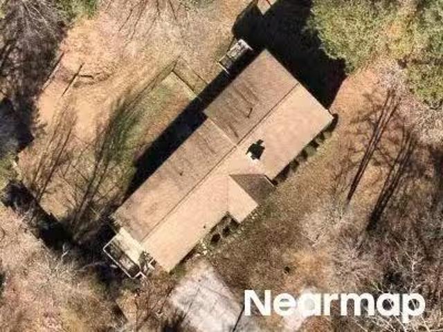 House for sale in Seneca