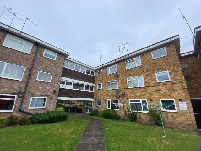 Apartment for rent in Clifford Park, West Midlands