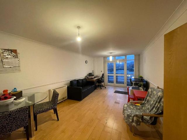 Apartment for rent in Millwall, Greater London