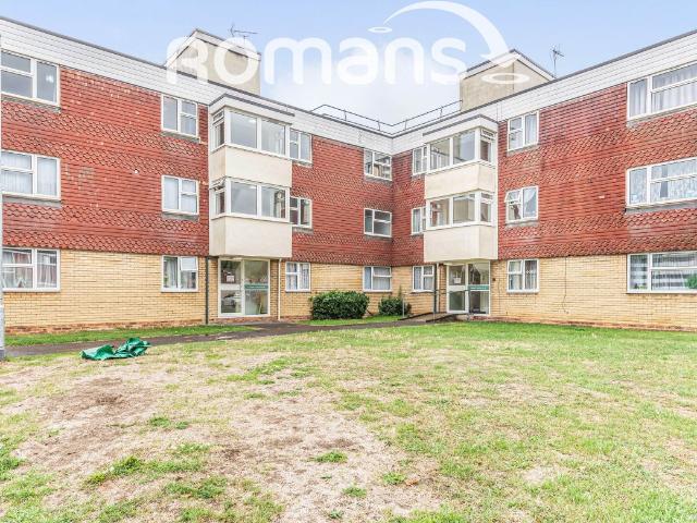 Apartment for rent in Earley