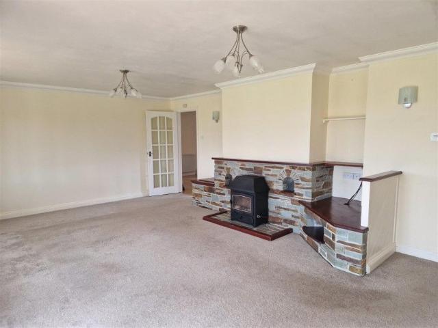 Apartment for rent in Brandis Corner, Cornwall