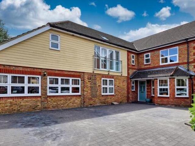 House for sale in Langdon Hills, Essex