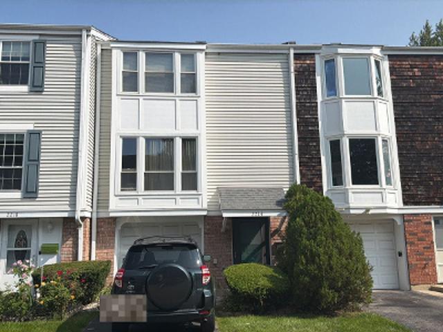 House for sale in Hoffman Estates, Illinois