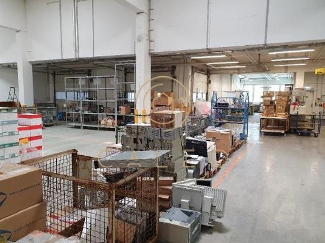 Gewerbe mieten in Langen, Hessen