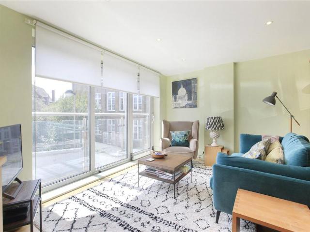 House for rent in Clapham Junction, Greater London