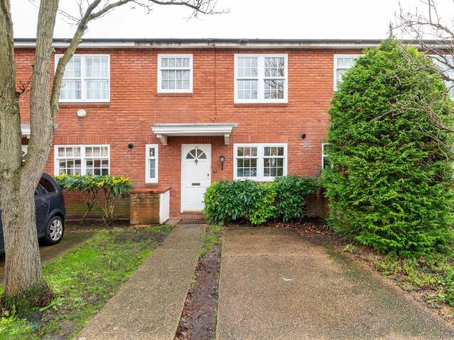 House for rent in London Borough of Hounslow, Greater London