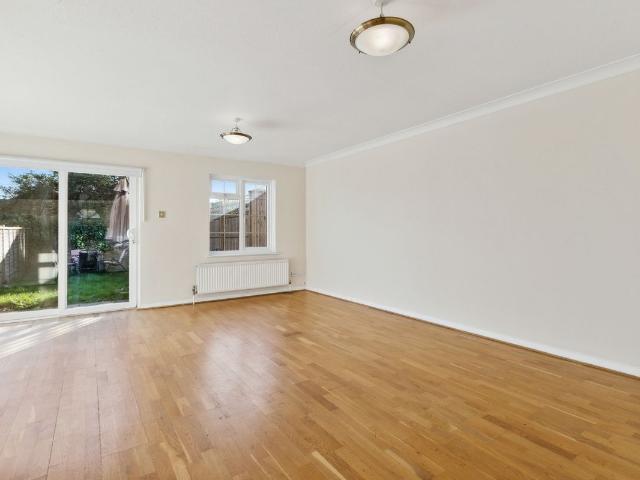 House for rent in London Borough of Hounslow, Greater London
