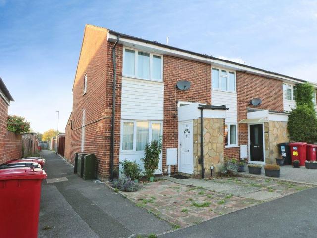 House for rent in Colnbrook, Slough
