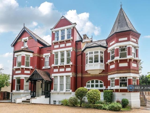 Apartment for rent in Royal Borough of Kingston upon Thames, Greater London