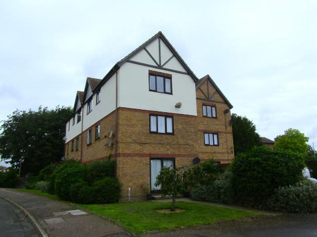 Apartment for rent in Upper Dovercourt, Dale Hill