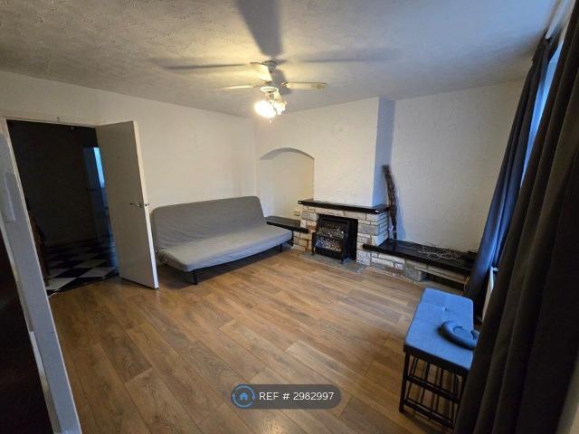 House for rent in Scrattons Farm, Greater London