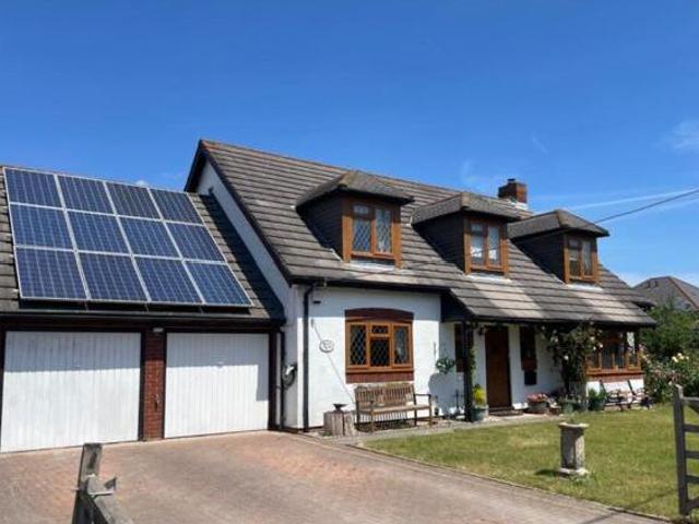 House for sale in Barton Stacey, Hampshire