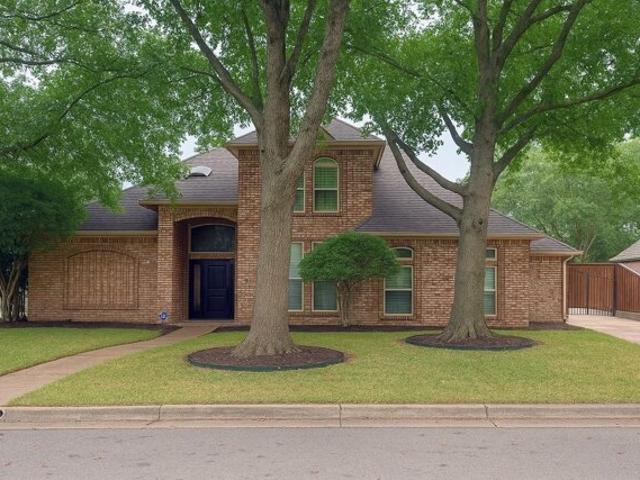 House for sale in Colleyville, Texas
