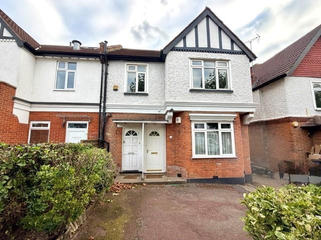 Apartment for rent in The Hale, Mill Hill