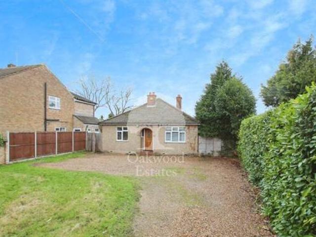 House for rent in Iver, Richings Park