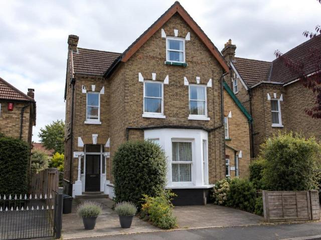 Apartment for rent in London Borough of Bromley, Greater London