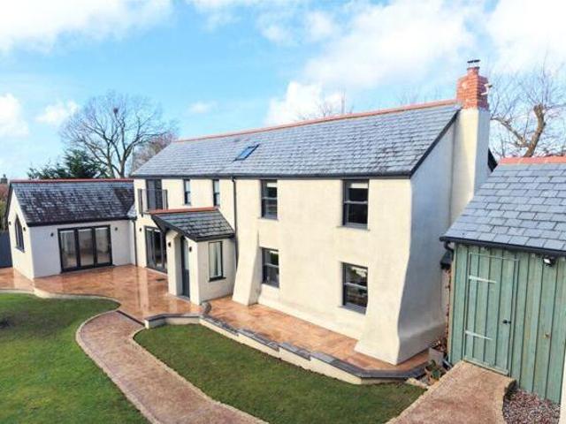 House for sale in Launceston, Cornwall