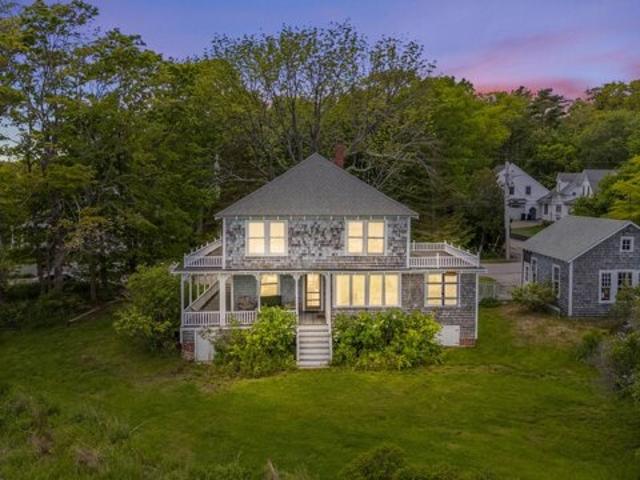 House for sale in Kennebunkport, Maine