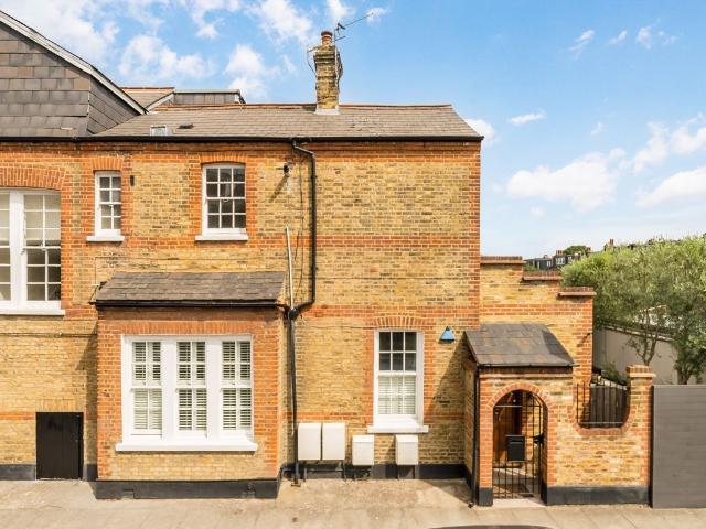 House for rent in Greater London