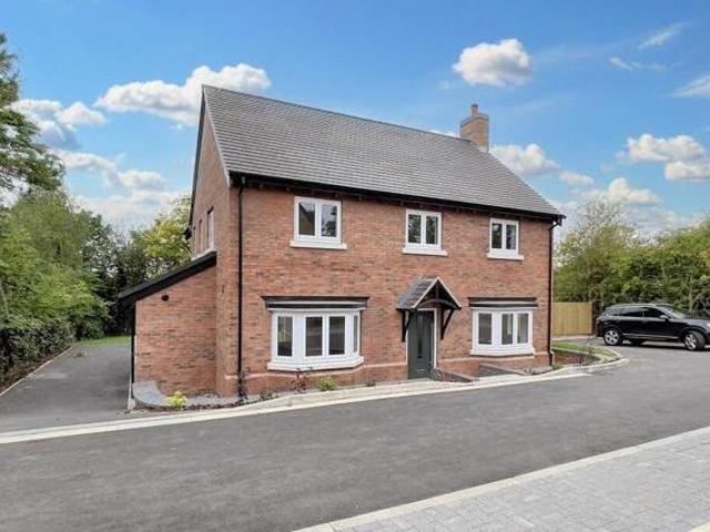 House for sale in Coalville, Leicestershire