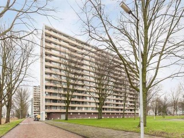 Appartement te huur in De Punt, Amsterdam