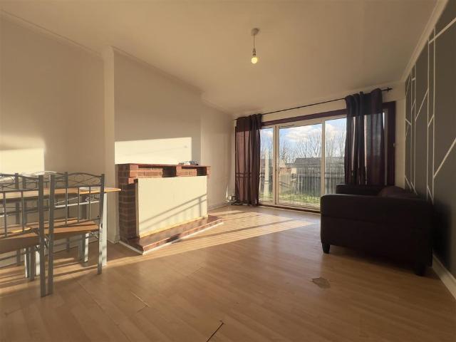 Apartment for rent in Hayes, Greater London