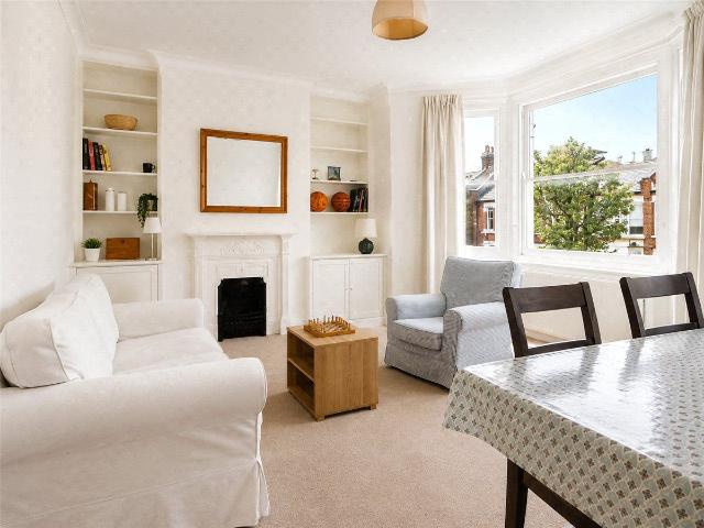 Apartment for rent in Fulham, Greater London