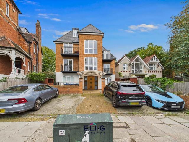 House for rent in Hendon, Greater London