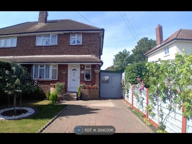 House for rent in Pooley Green, Row Town