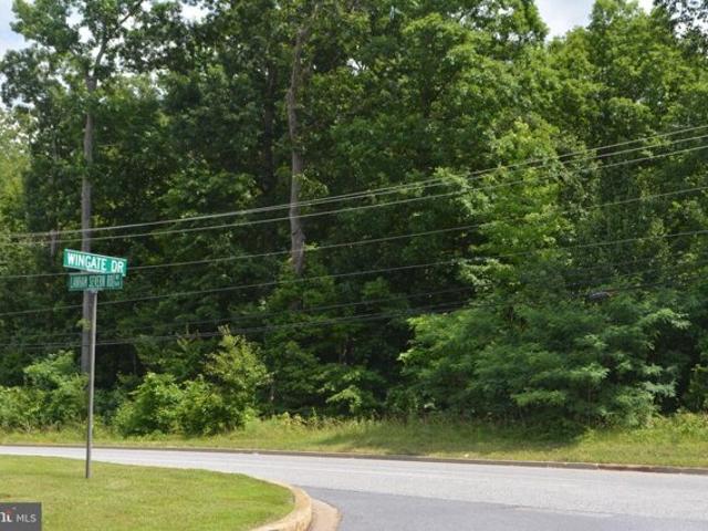 Land for sale in Glenn Dale, Maryland