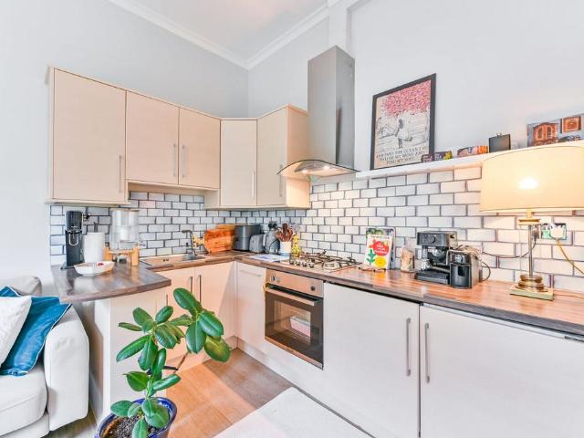 Apartment for rent in Kensal Town, Greater London