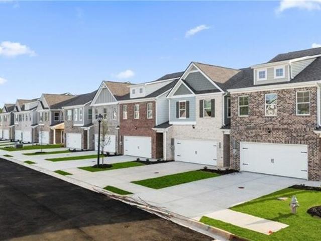 House for sale in Woodstock, Georgia