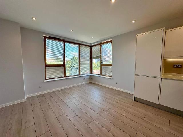 Apartment for rent in Greater London