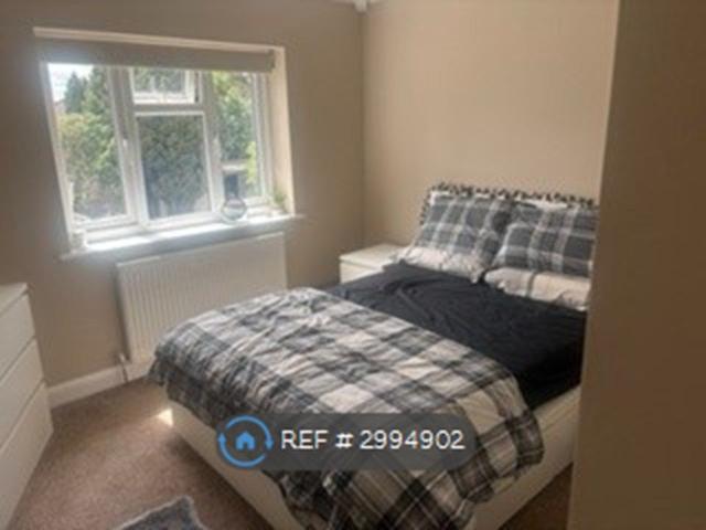 Room for rent in Hayes, Greater London