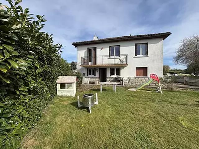 Maison vente à Mauriac, Lanobre