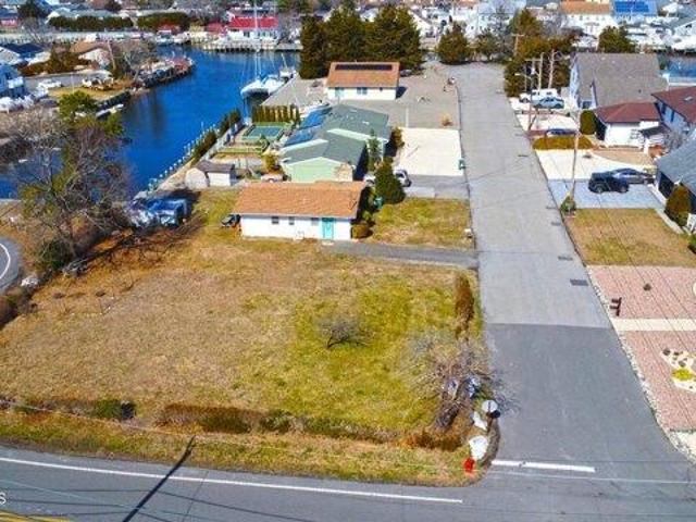 Land for sale in Lanoka Harbor, New Jersey