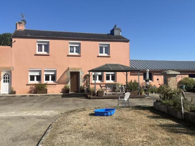 Maison vente à Guingamp, Bretagne