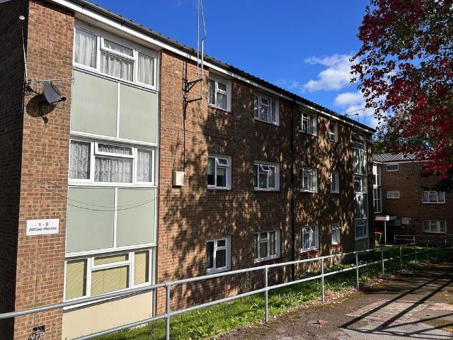 Apartment for rent in Broadfield, Crawley