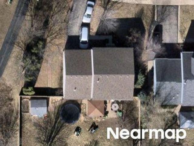 House for sale in Mchenry, Illinois