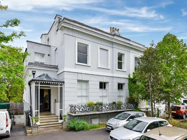 Apartment for rent in Golden Valley, Gloucestershire