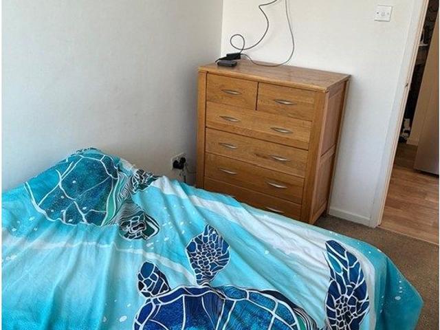 Room for rent in Golden Valley, Gloucestershire